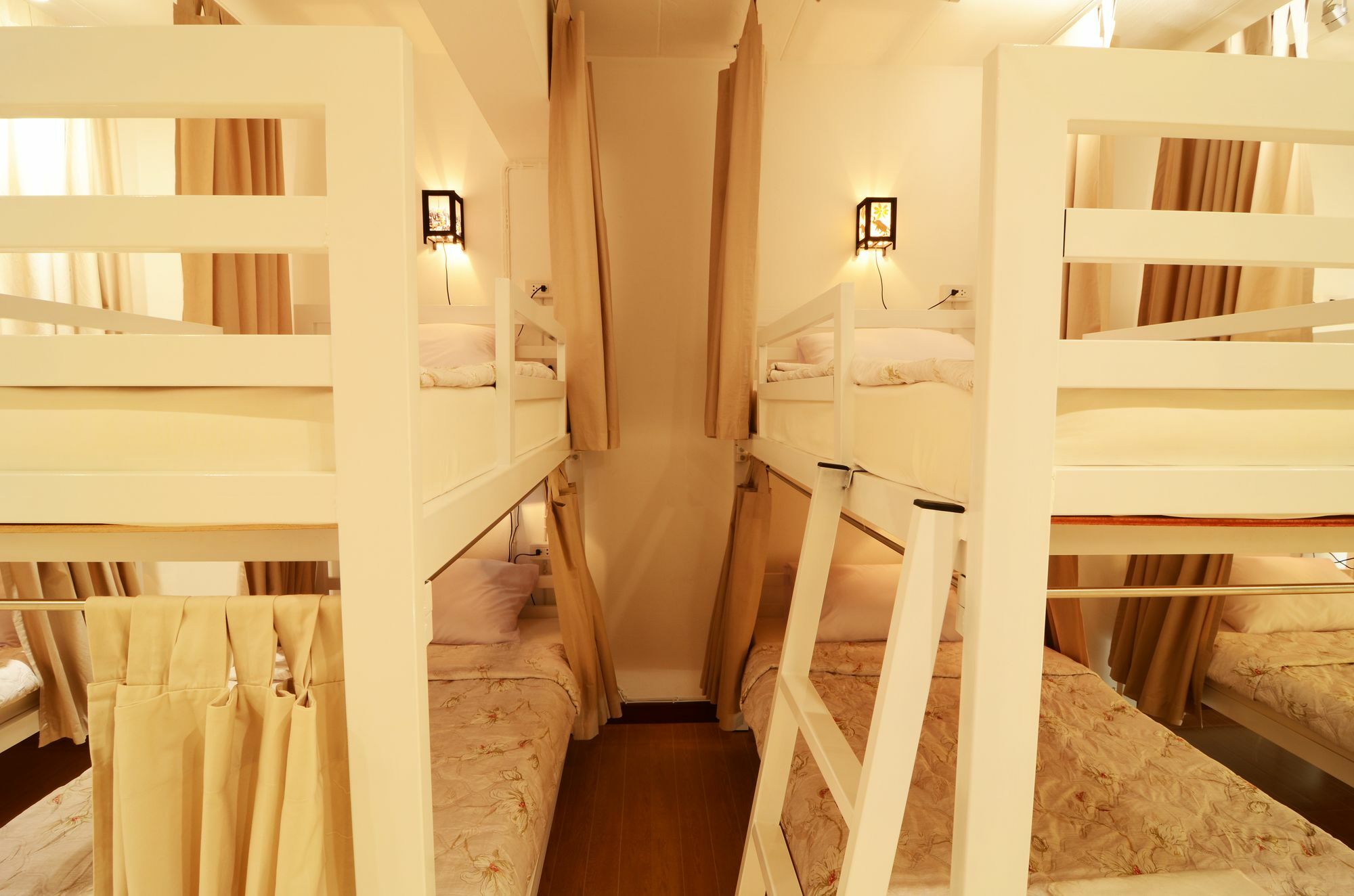 Lanna Thai Hostel チエンマイ エクステリア 写真