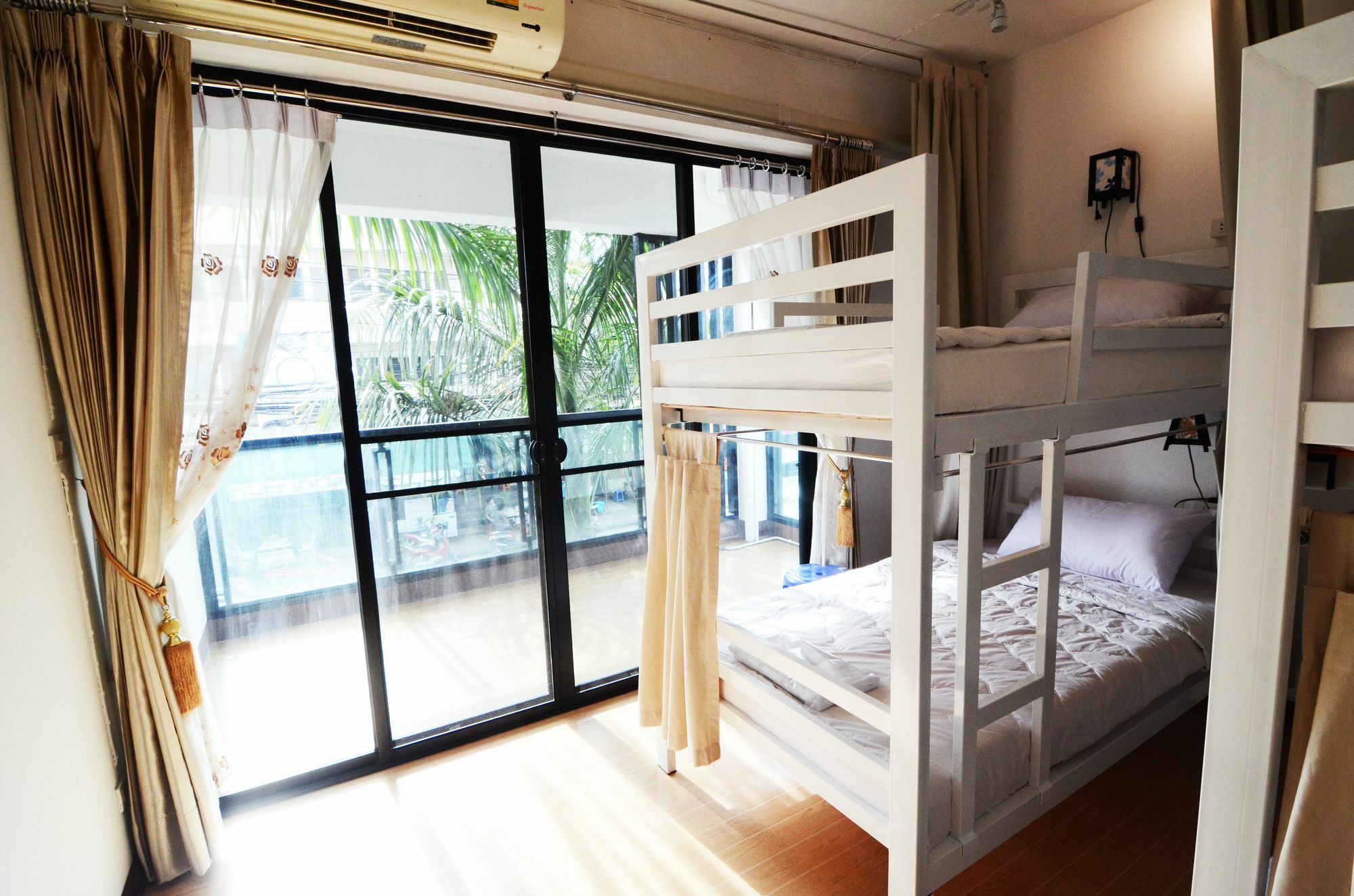 Lanna Thai Hostel チエンマイ エクステリア 写真